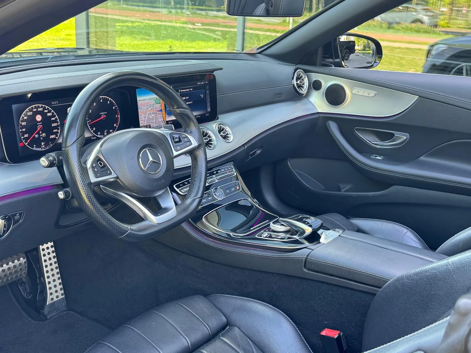 Hoofdafbeelding Mercedes-Benz E-Klasse