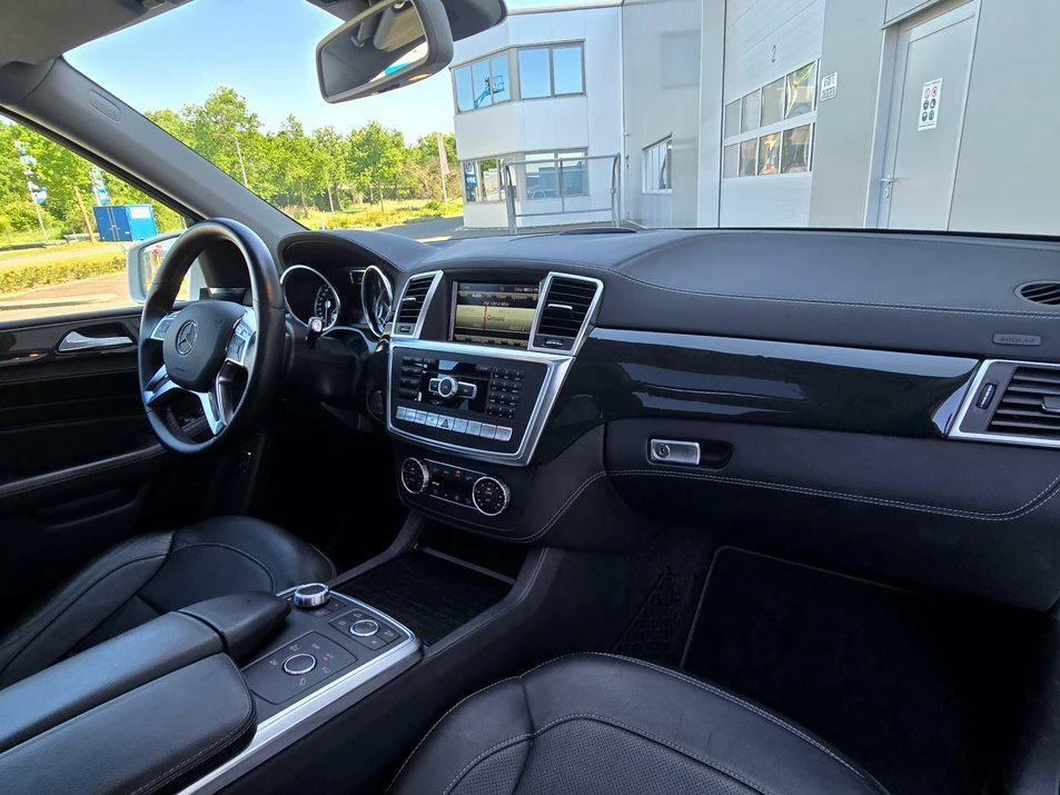 Hoofdafbeelding Mercedes-Benz M-Klasse