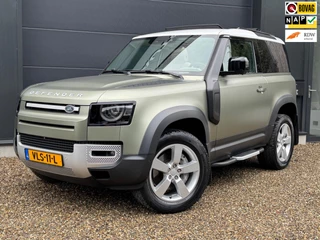 Hoofdafbeelding Land Rover Defender Land Rover Defender 3.0 P400 90 Benzine HSE First Edition | Grijs kenteken | Stoffen vouwdak! | Satin matt | NL auto | 1e eigenaar