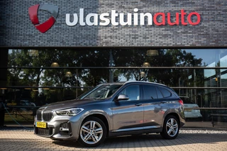 BMW X1 sDrive18i High Executive M-Sport , HUD, Keyless entry,