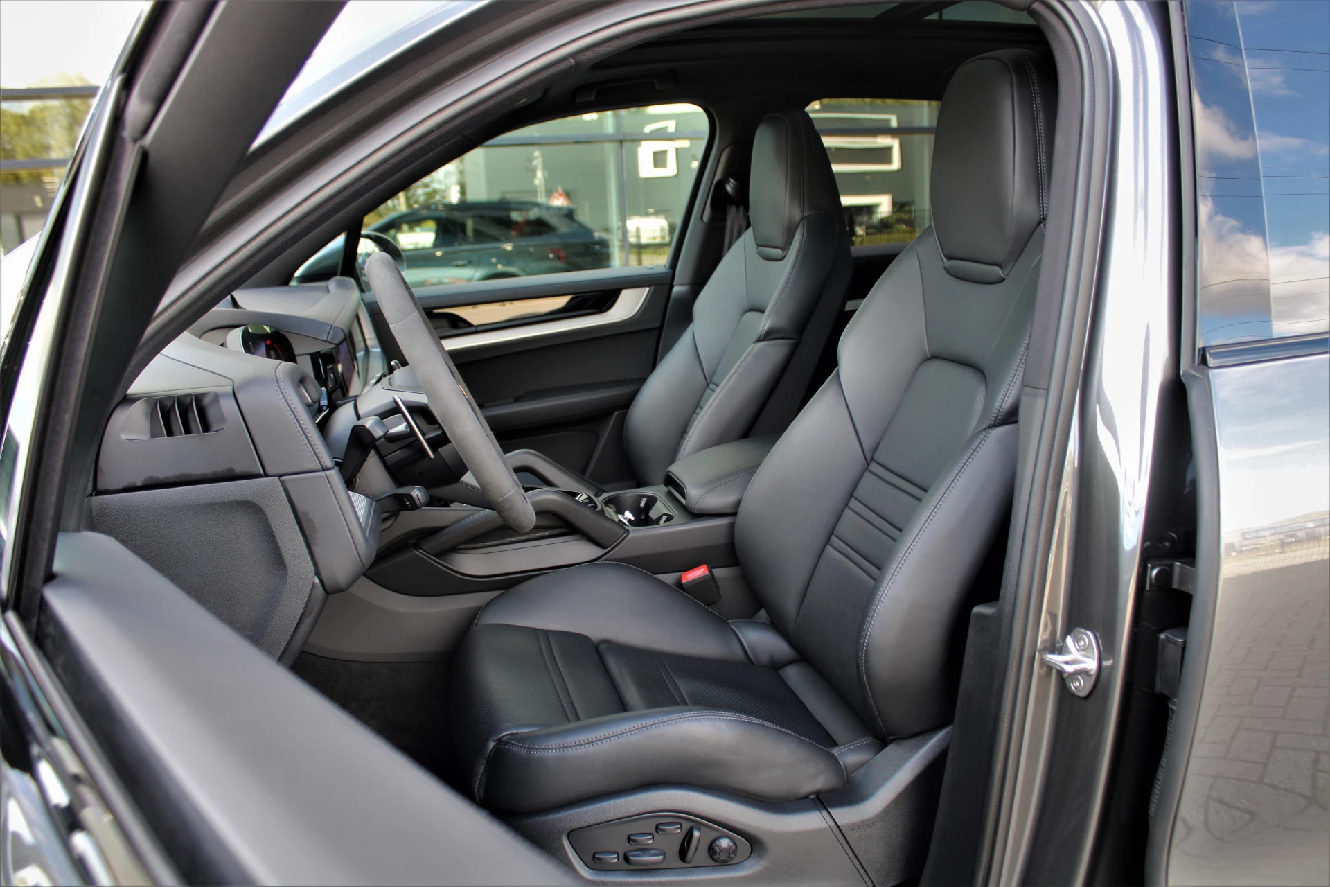 Hoofdafbeelding Porsche Cayenne