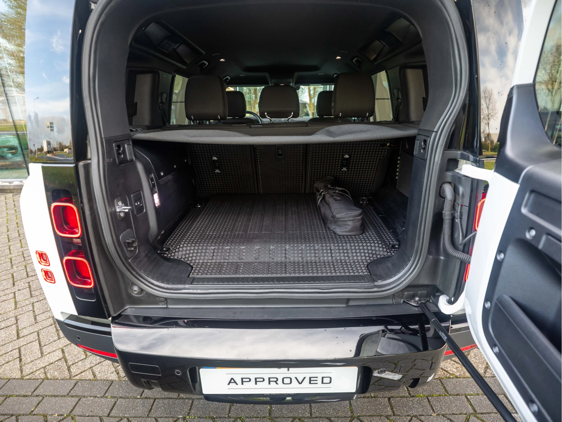 Hoofdafbeelding Land Rover Defender