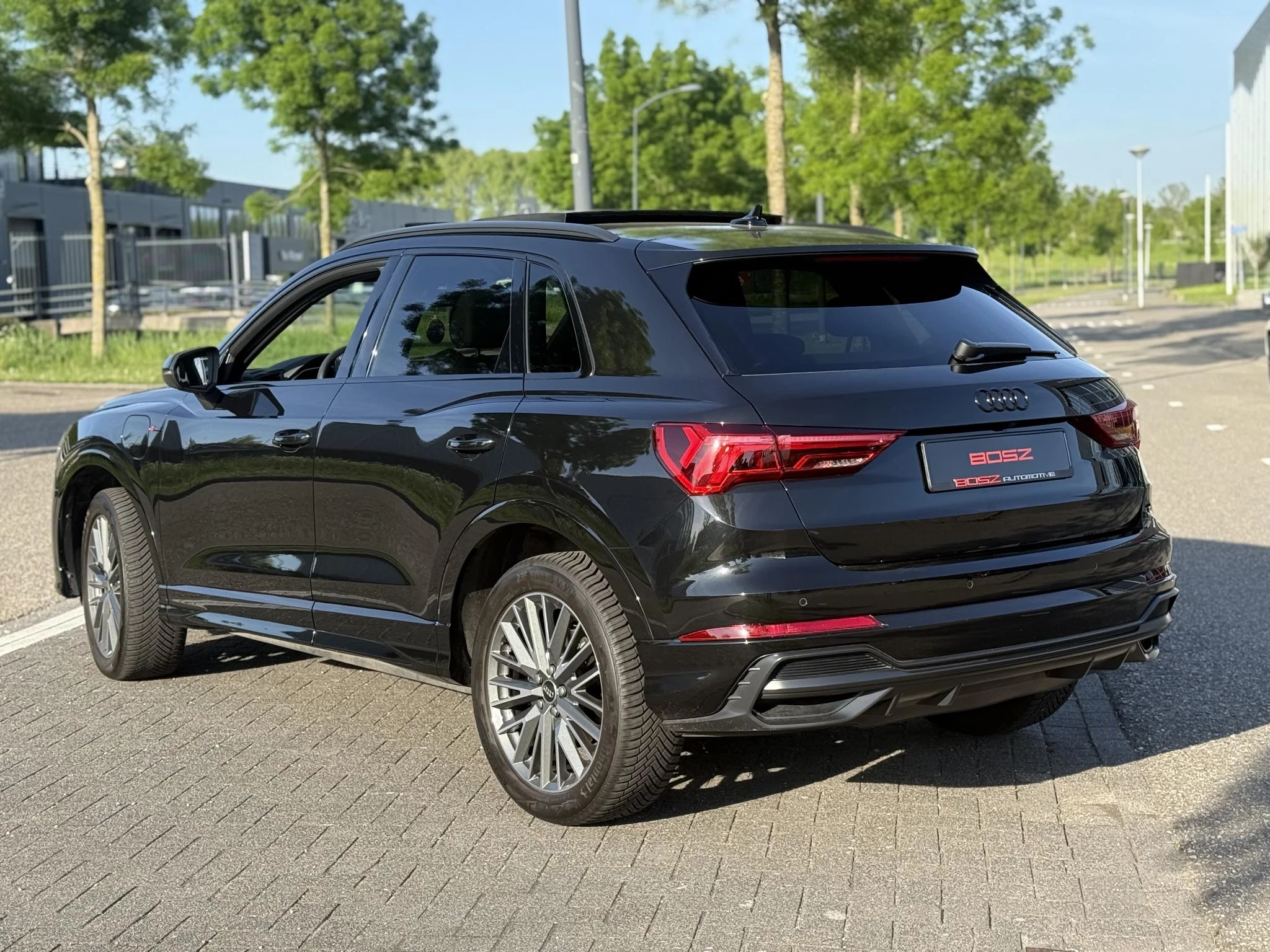 Hoofdafbeelding Audi Q3