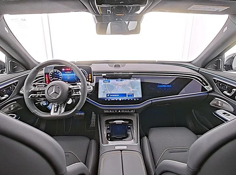 Hoofdafbeelding Mercedes-Benz E-Klasse