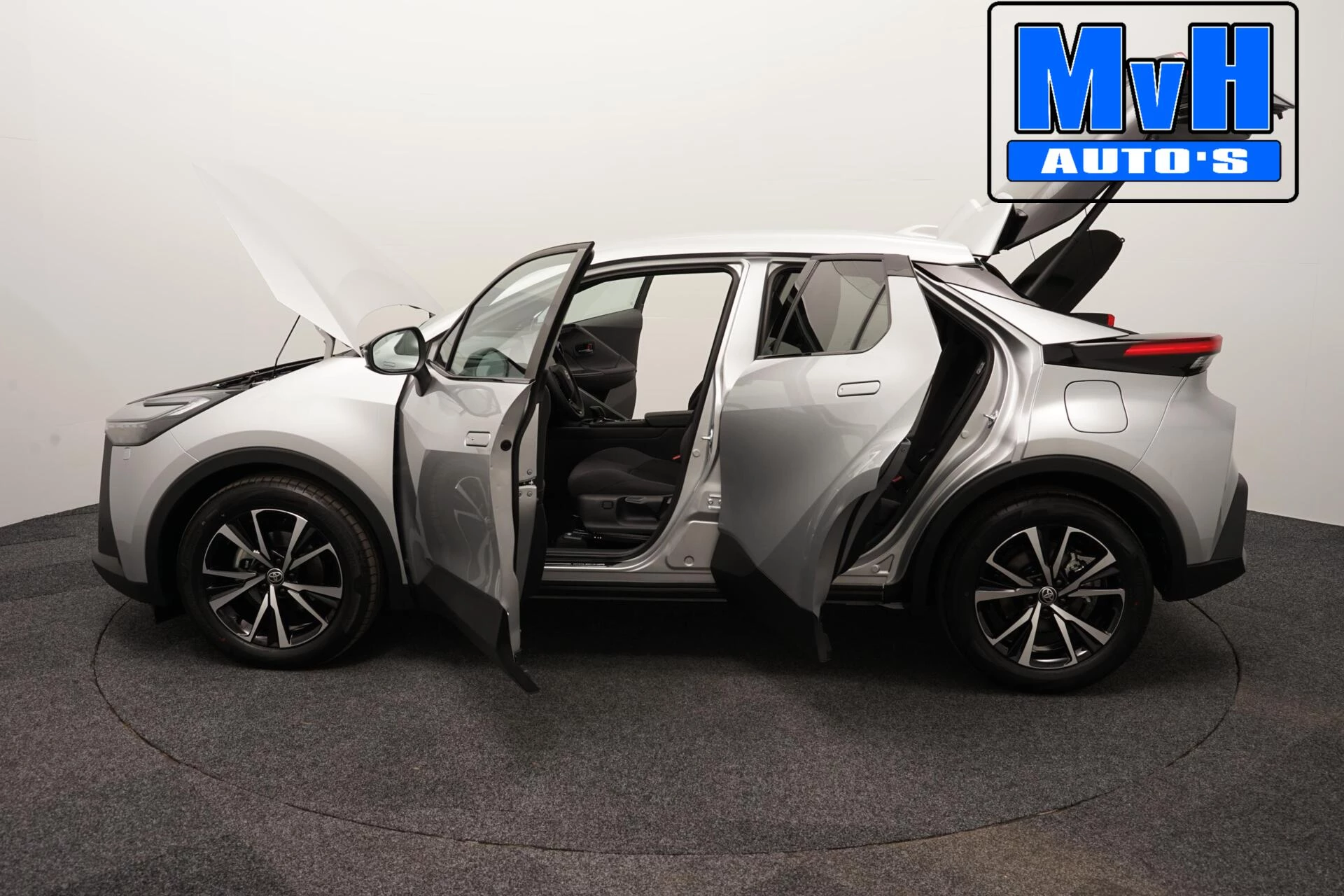 Hoofdafbeelding Toyota C-HR