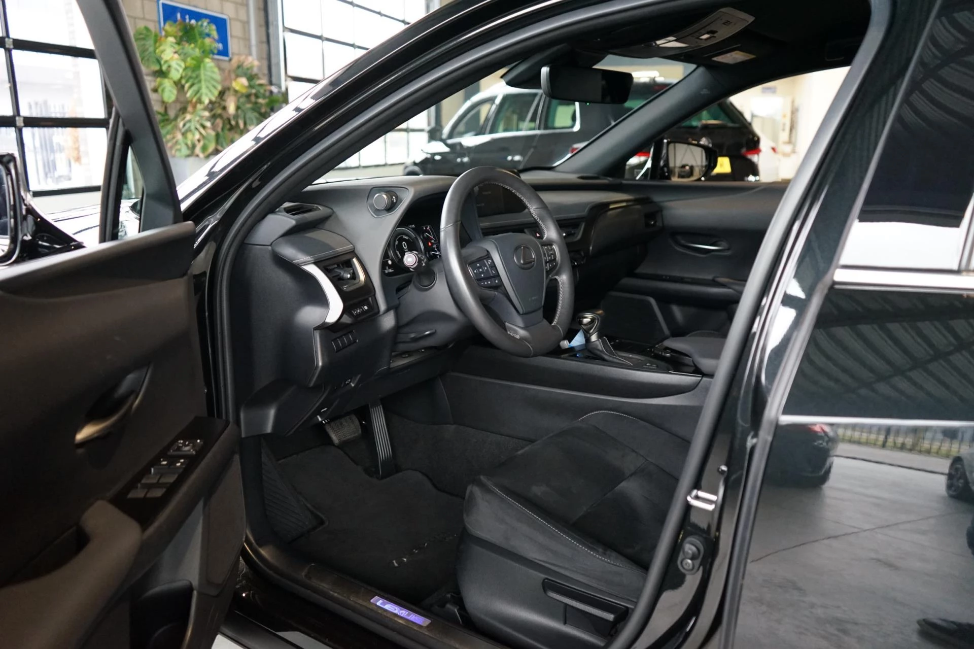 Hoofdafbeelding Lexus UX