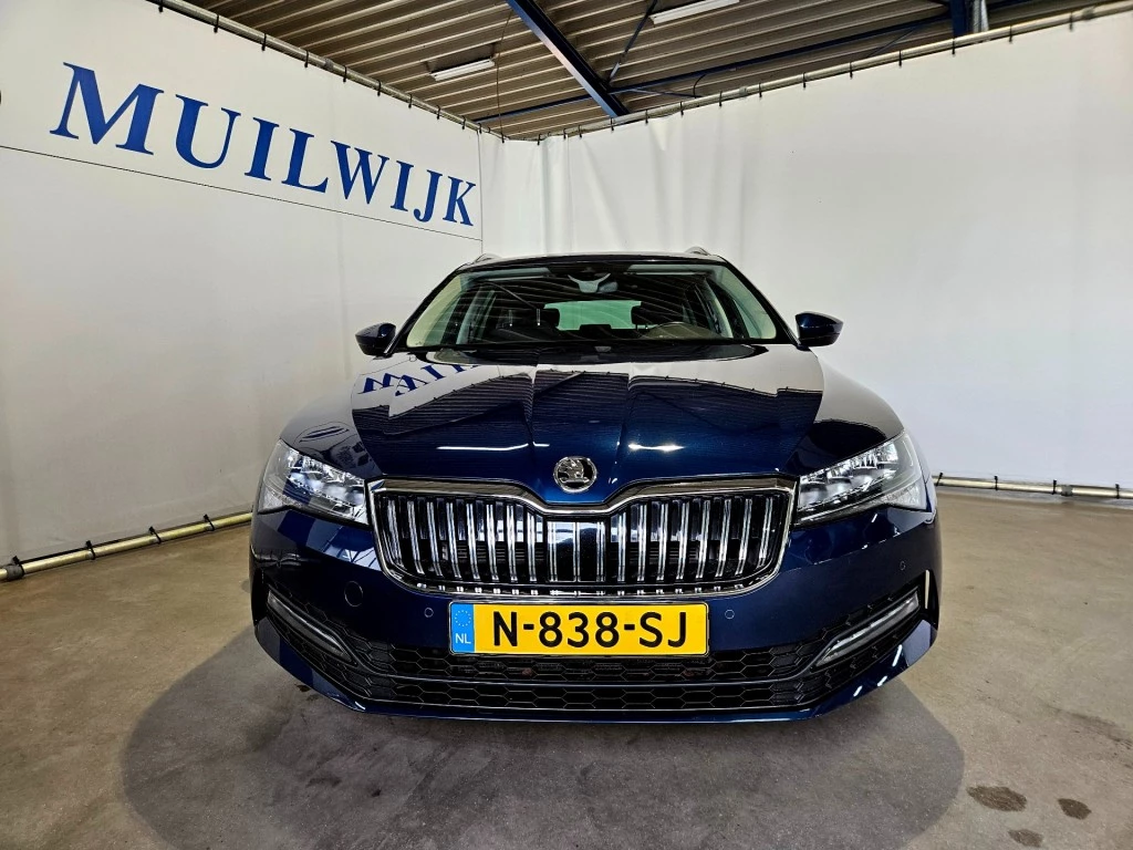Hoofdafbeelding Škoda Superb