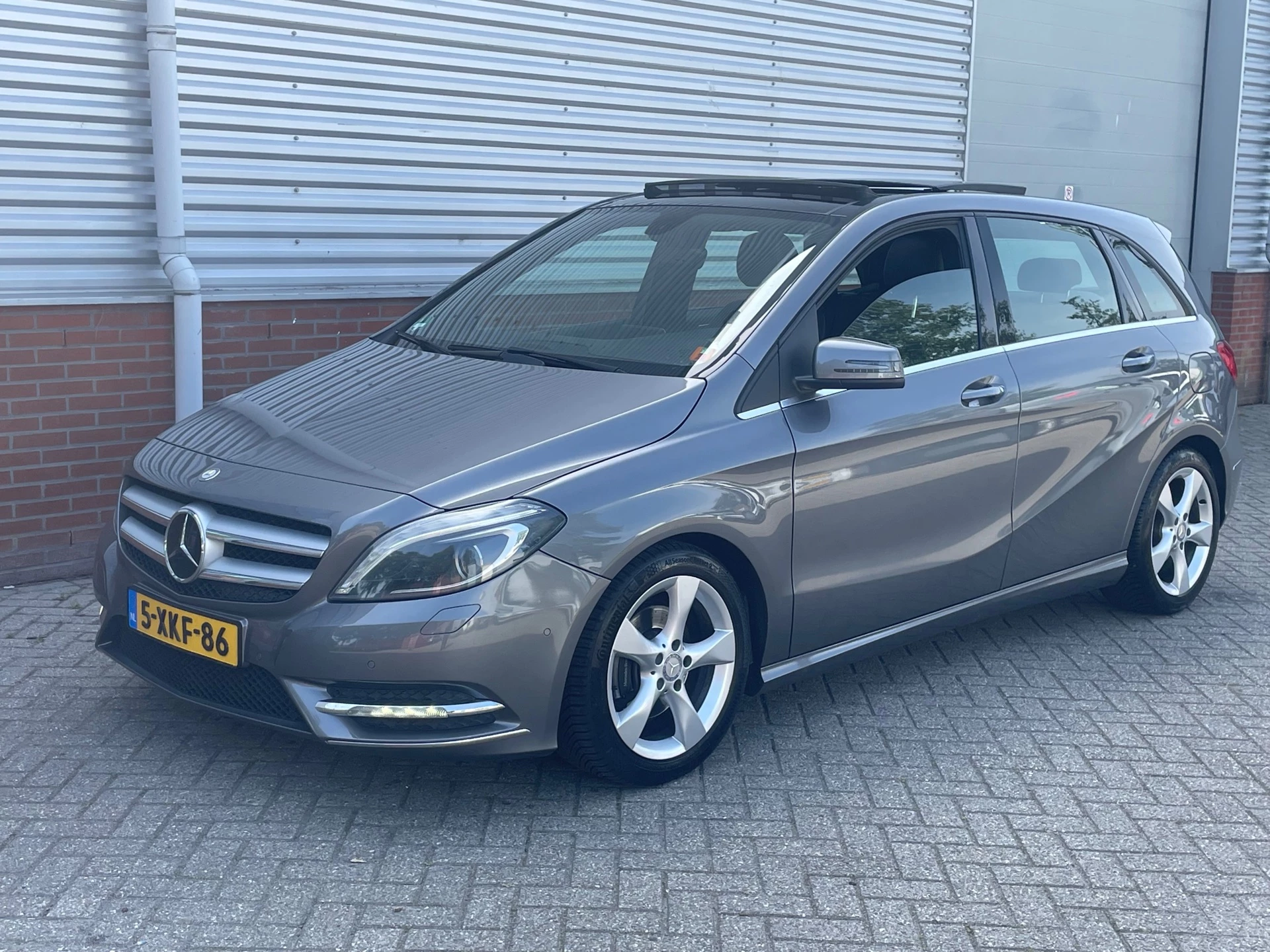 Hoofdafbeelding Mercedes-Benz B-Klasse