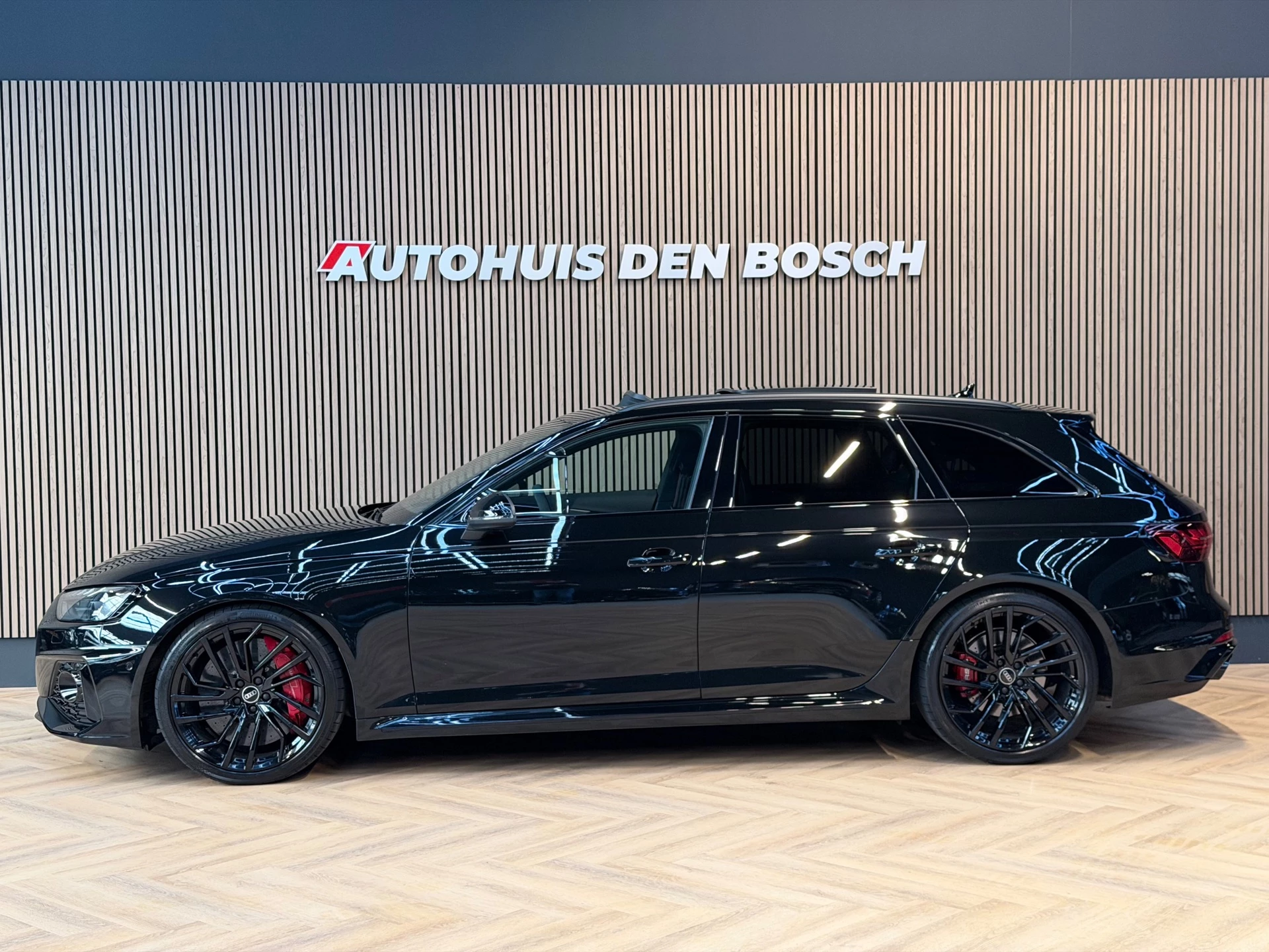 Hoofdafbeelding Audi RS4