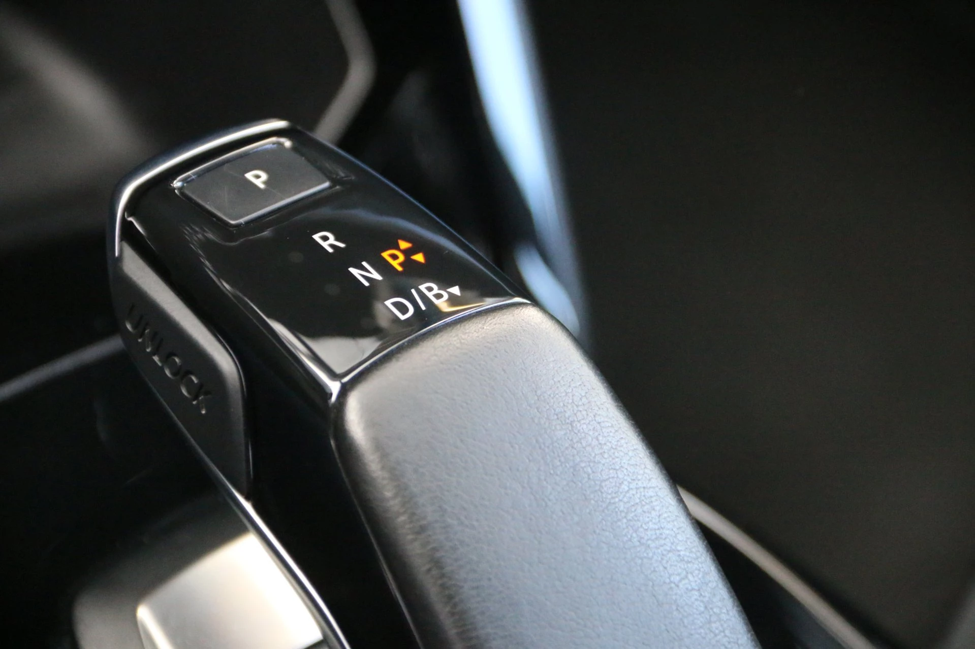 Hoofdafbeelding Peugeot e-2008