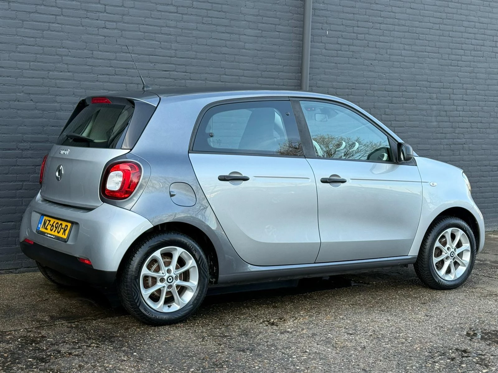 Hoofdafbeelding smart Forfour