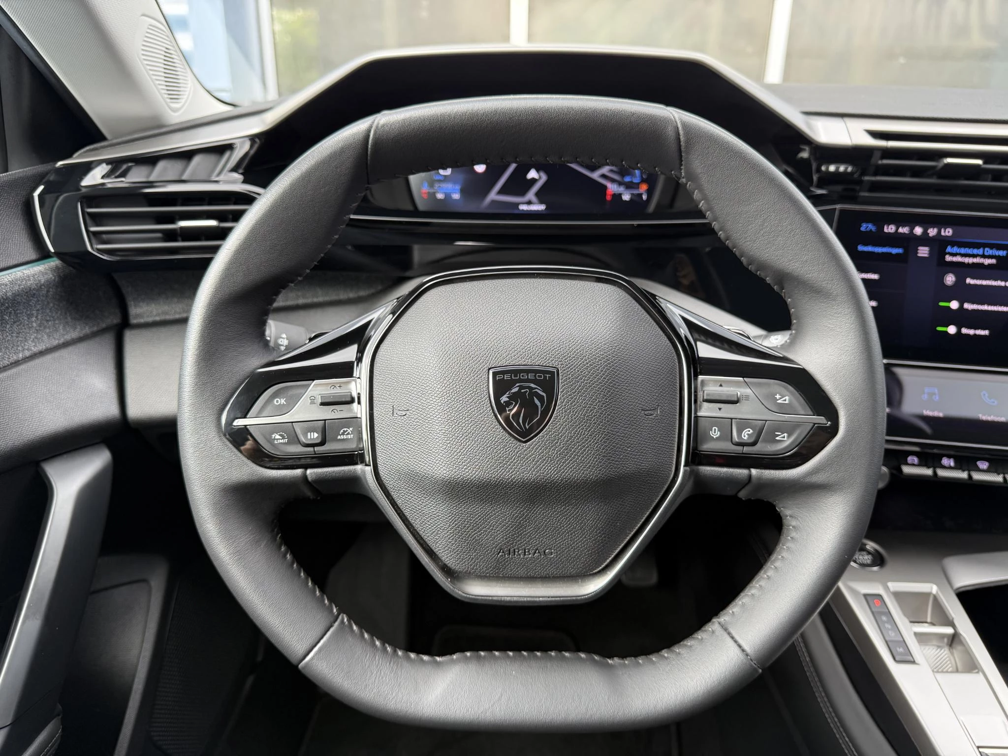 Hoofdafbeelding Peugeot 408