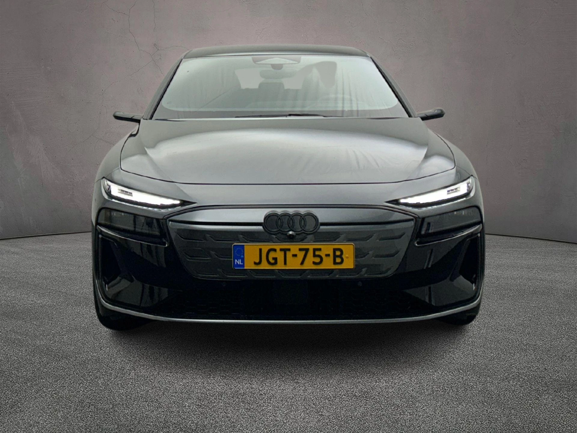 Hoofdafbeelding Audi A6 Avant e-tron