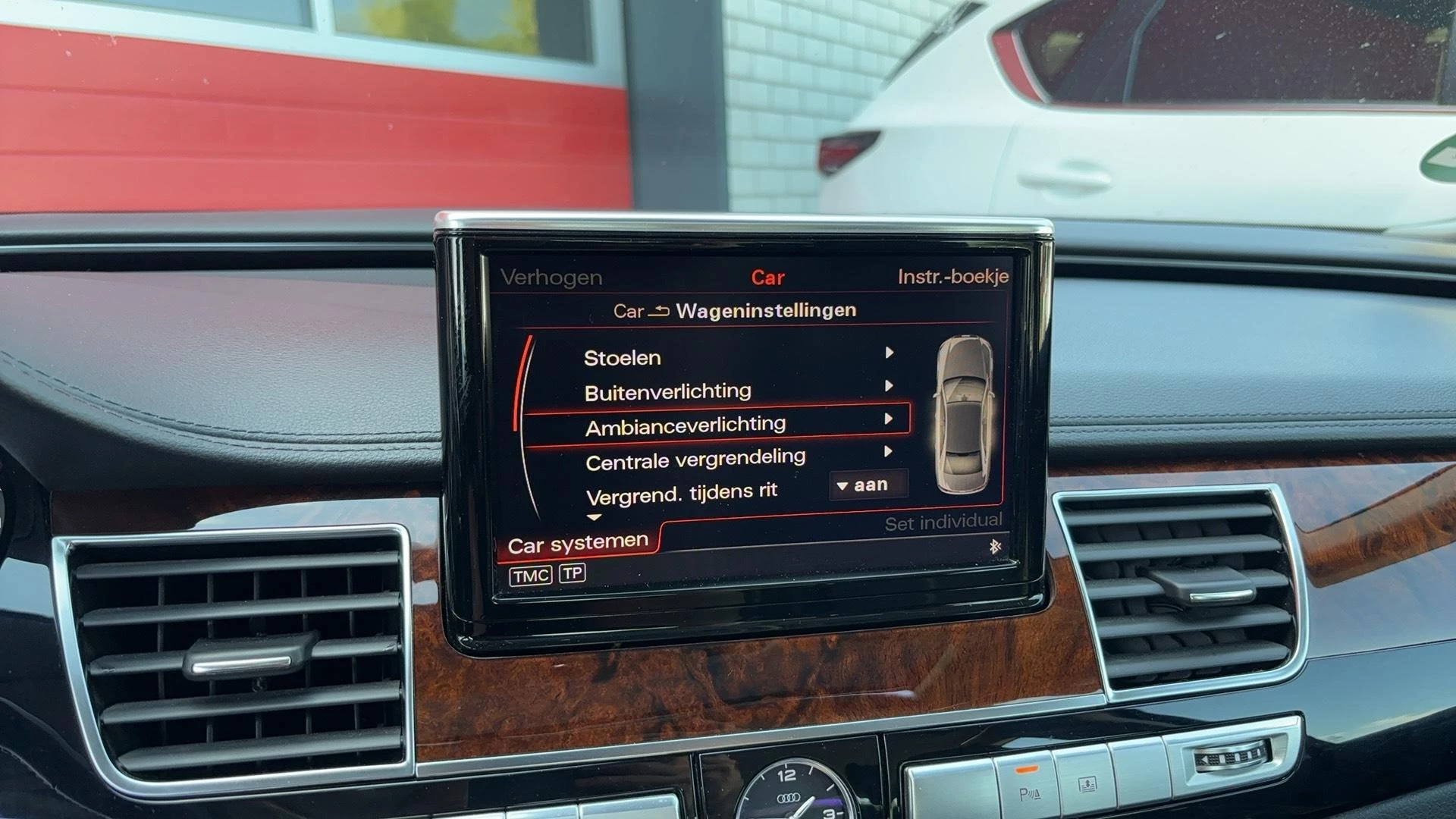 Hoofdafbeelding Audi A8