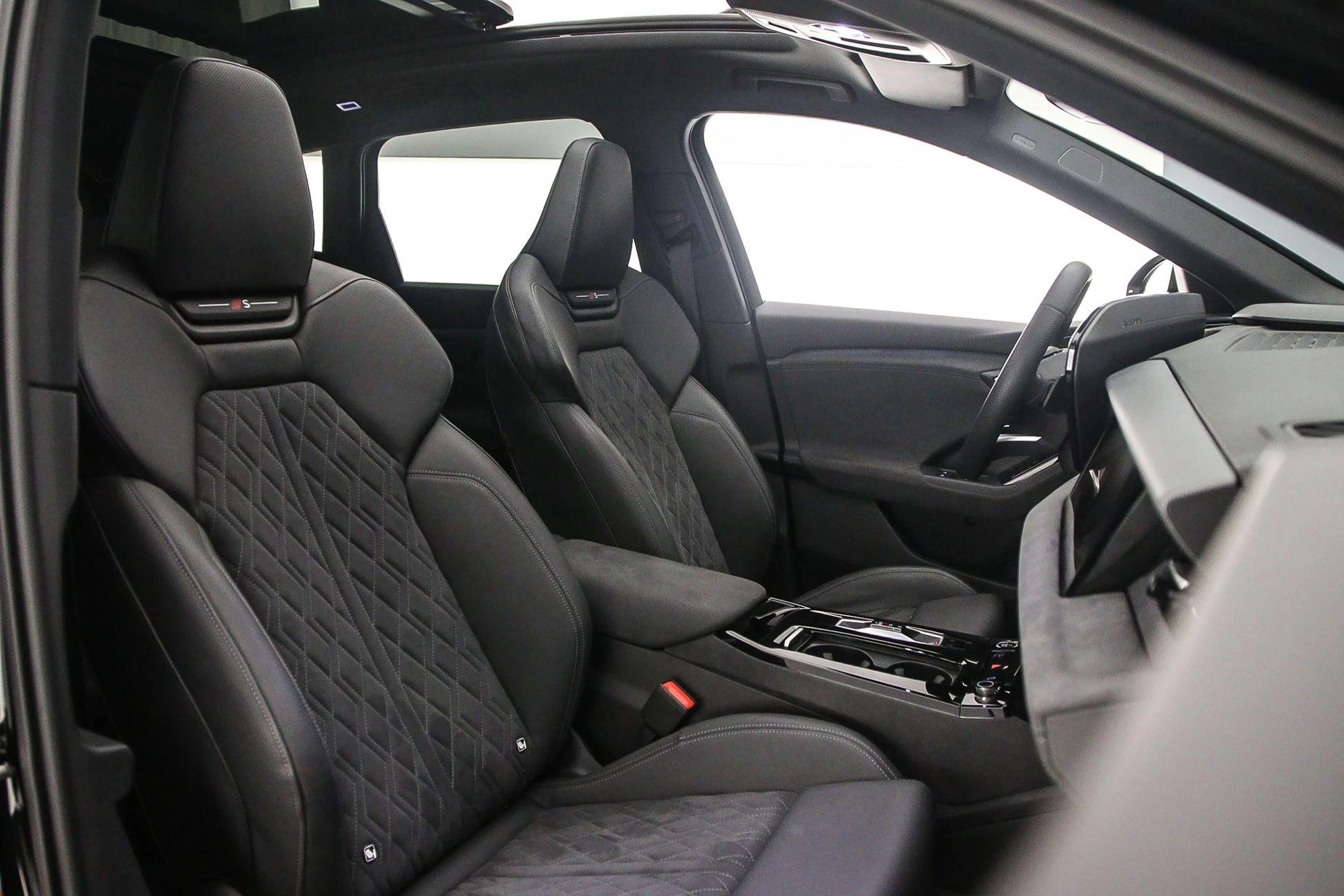 Hoofdafbeelding Audi Q6 e-tron