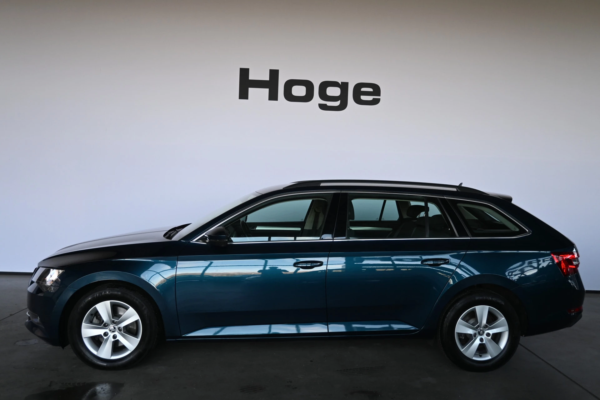 Hoofdafbeelding Škoda Superb
