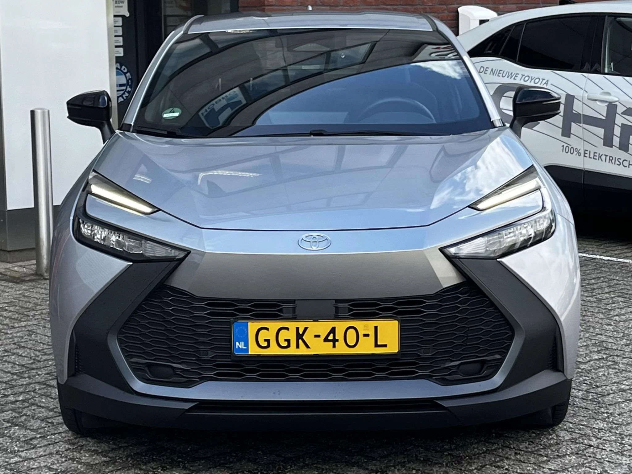 Hoofdafbeelding Toyota C-HR