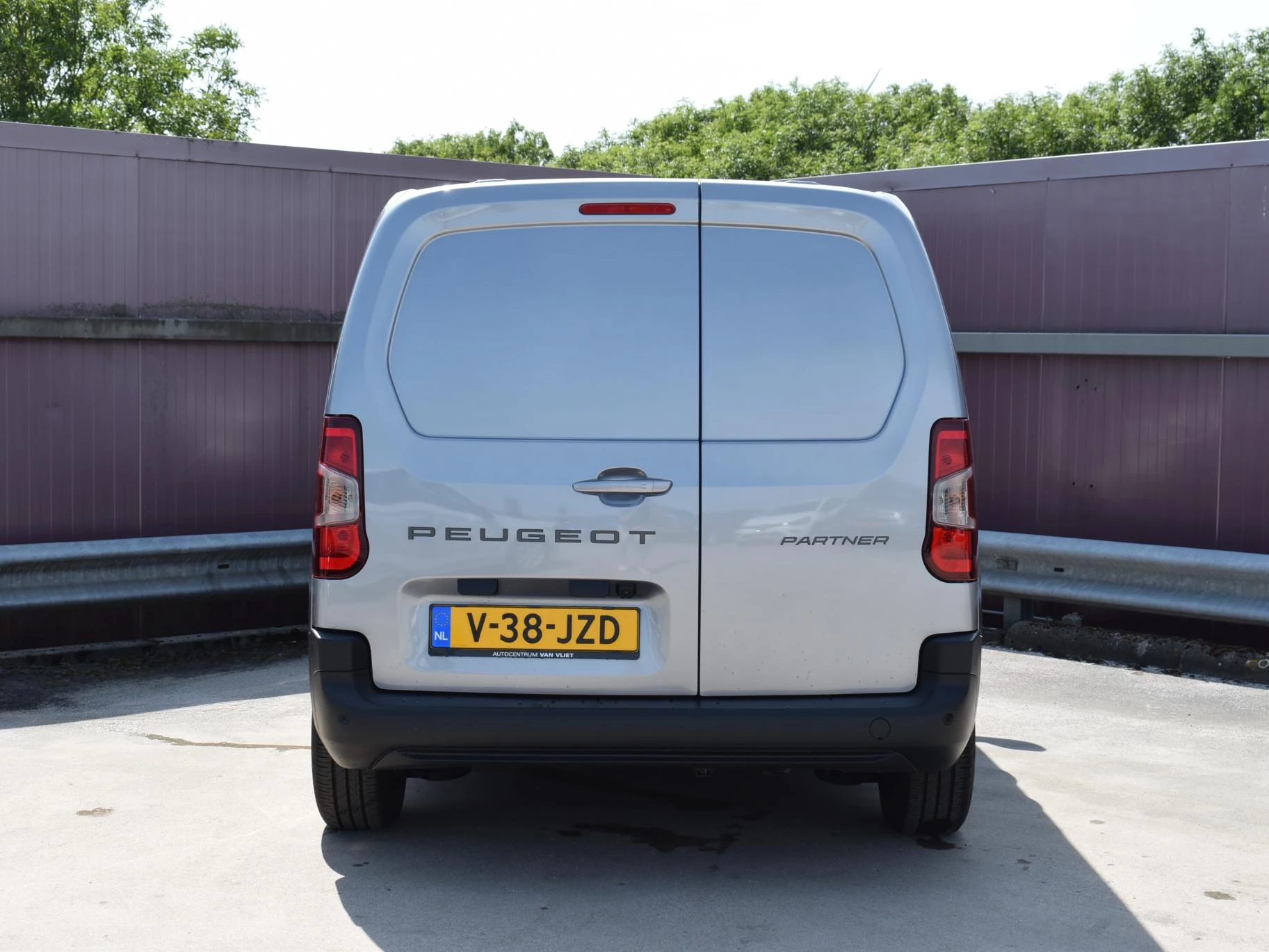 Hoofdafbeelding Peugeot Partner