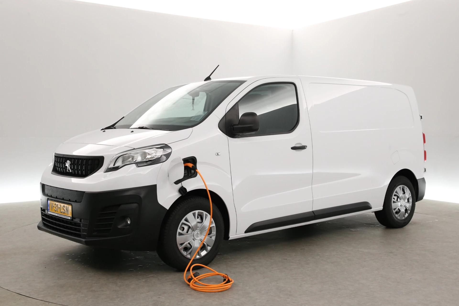 Hoofdafbeelding Peugeot e-Expert