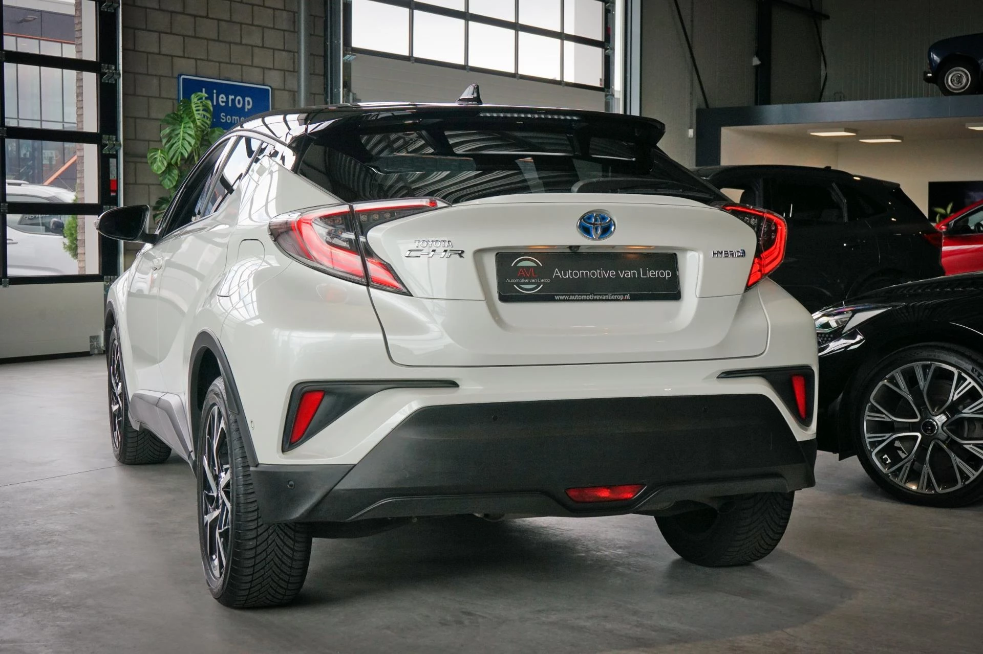 Hoofdafbeelding Toyota C-HR