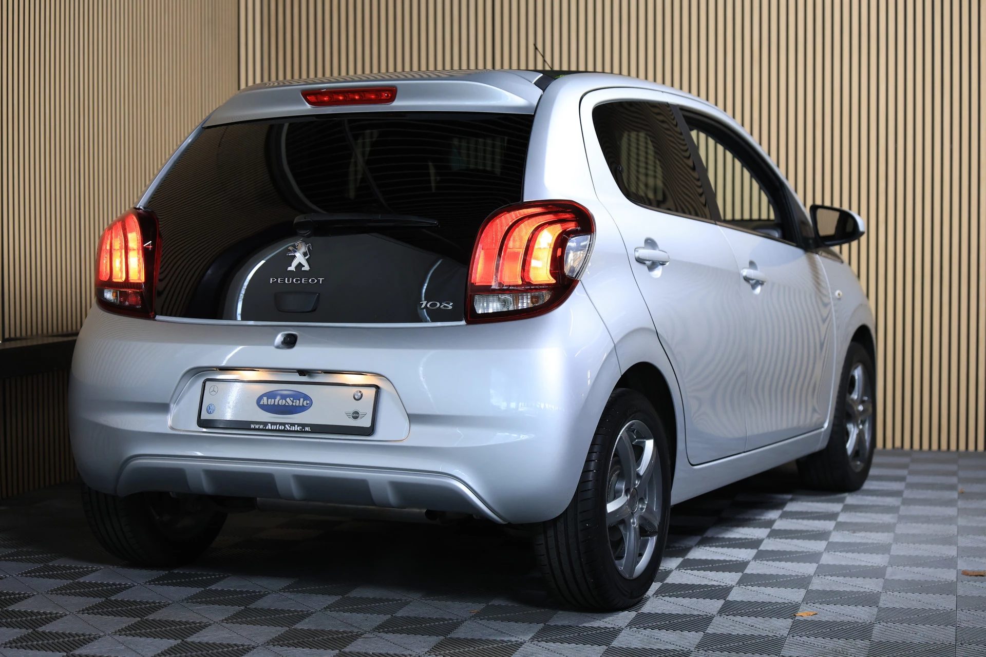 Hoofdafbeelding Peugeot 108