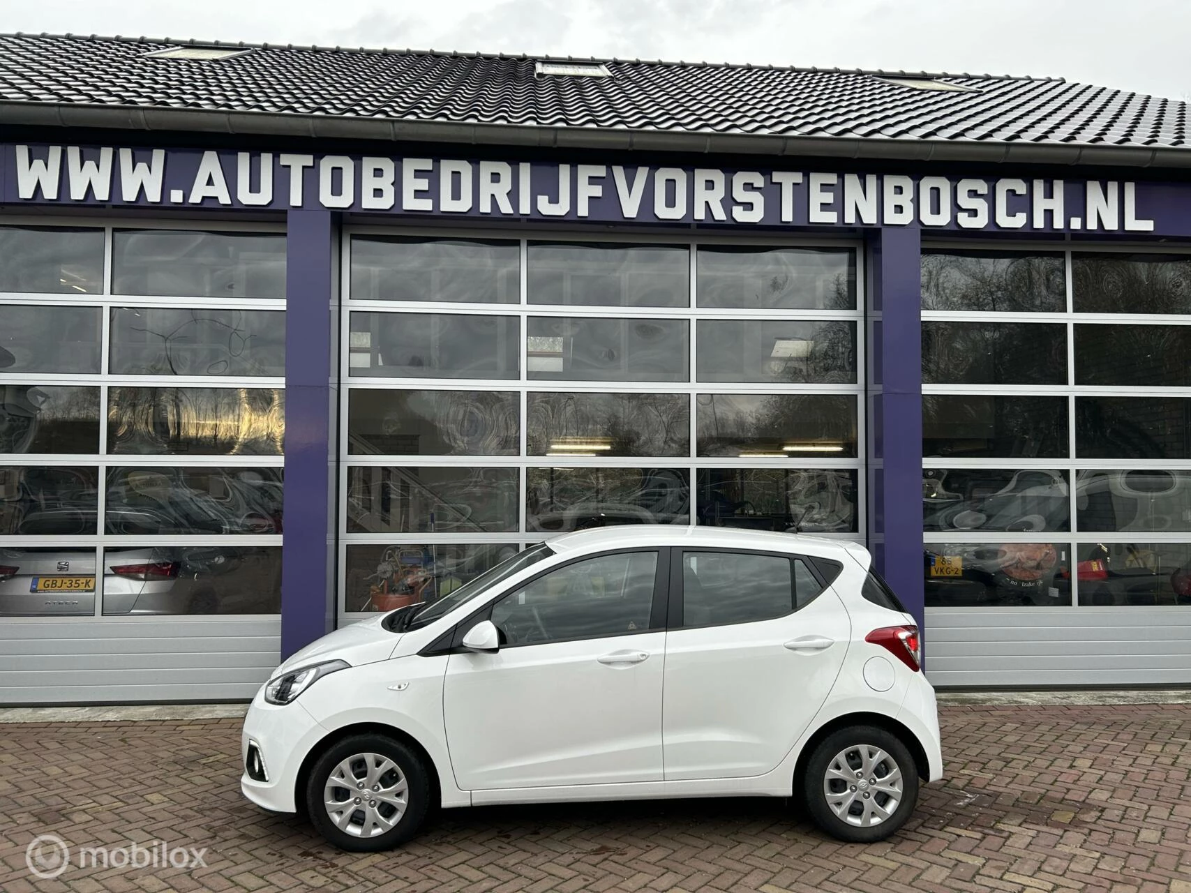 Hoofdafbeelding Hyundai i10