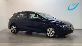 Volkswagen Golf 1.0 TSI Life Virtual Cockpit Parkeersensoren Navigatie Sfeerverlichting