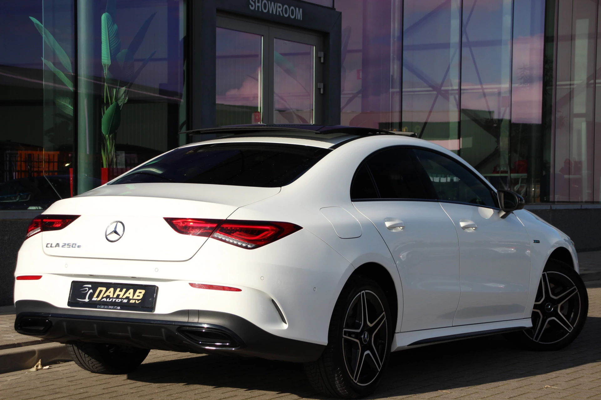 Hoofdafbeelding Mercedes-Benz CLA