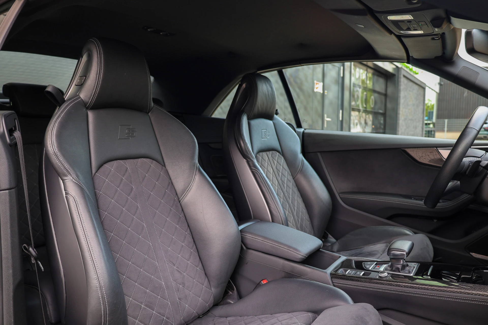 Hoofdafbeelding Audi S5