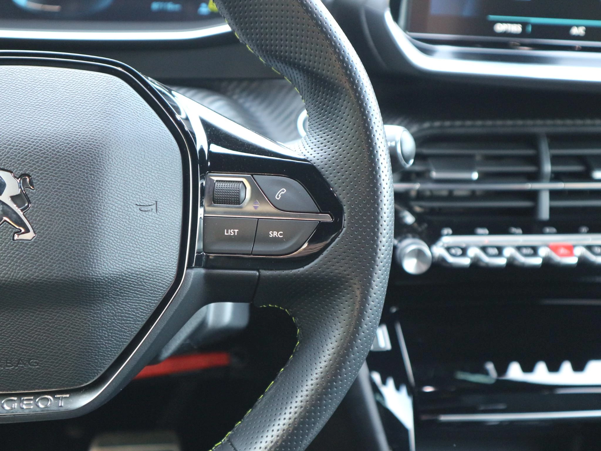 Hoofdafbeelding Peugeot e-208