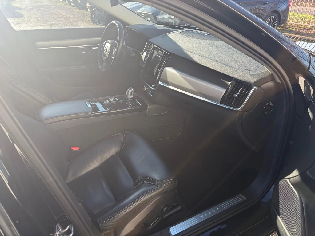 Hoofdafbeelding Volvo V90