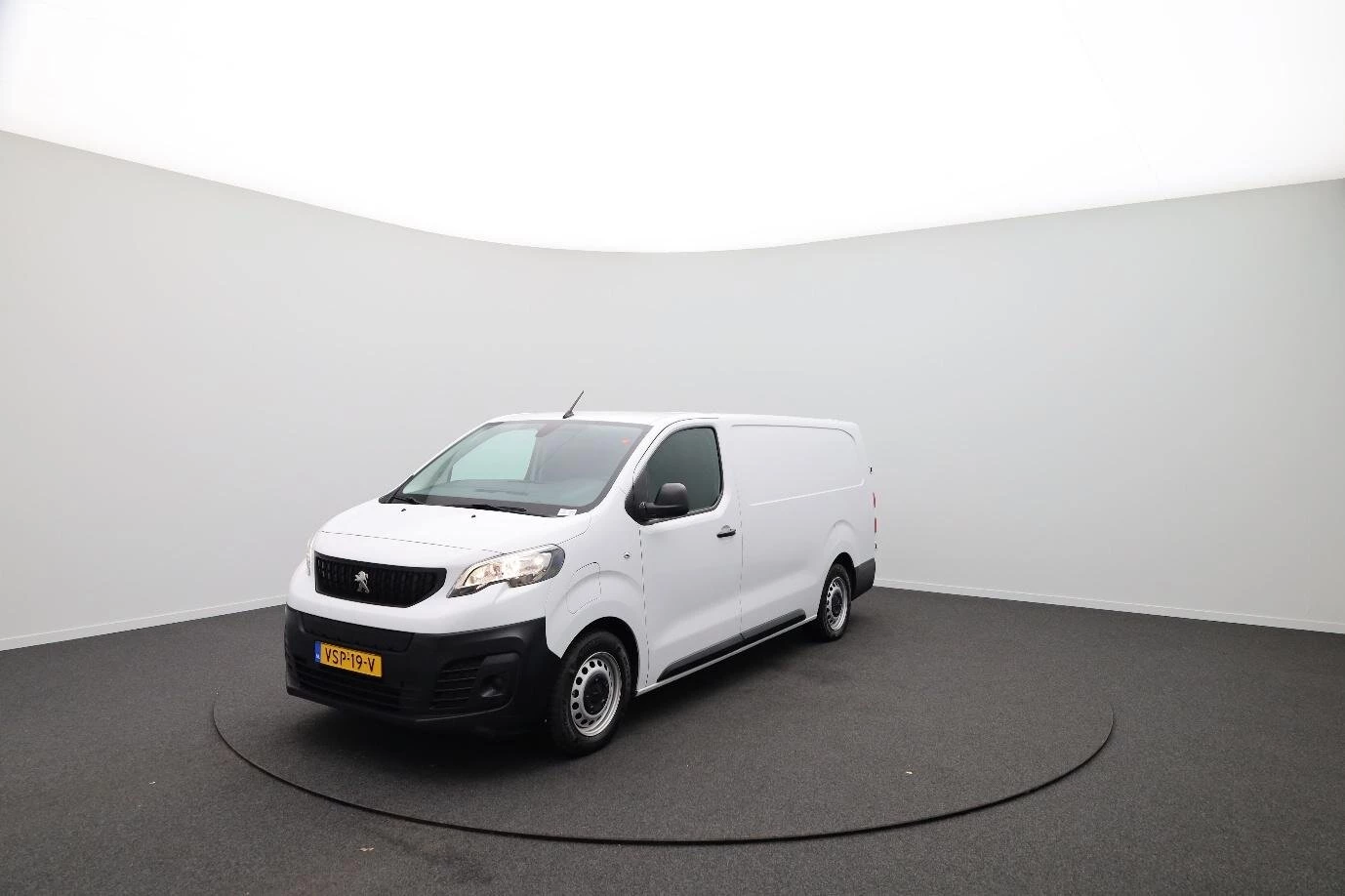 Hoofdafbeelding Peugeot e-Expert