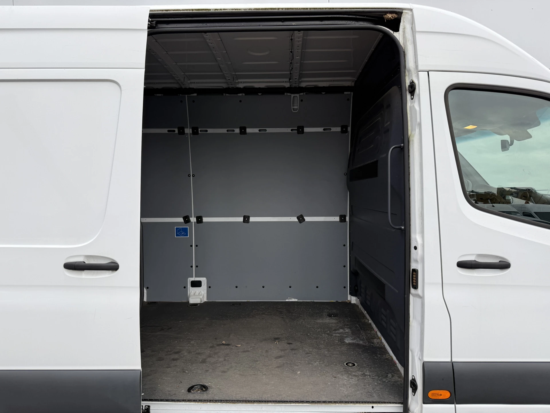 Hoofdafbeelding Mercedes-Benz eSprinter