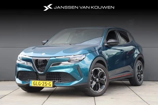 Hoofdafbeelding Alfa Romeo Junior Alfa Romeo Junior Elettrica Speciale 54 kWh / Navi / Camera