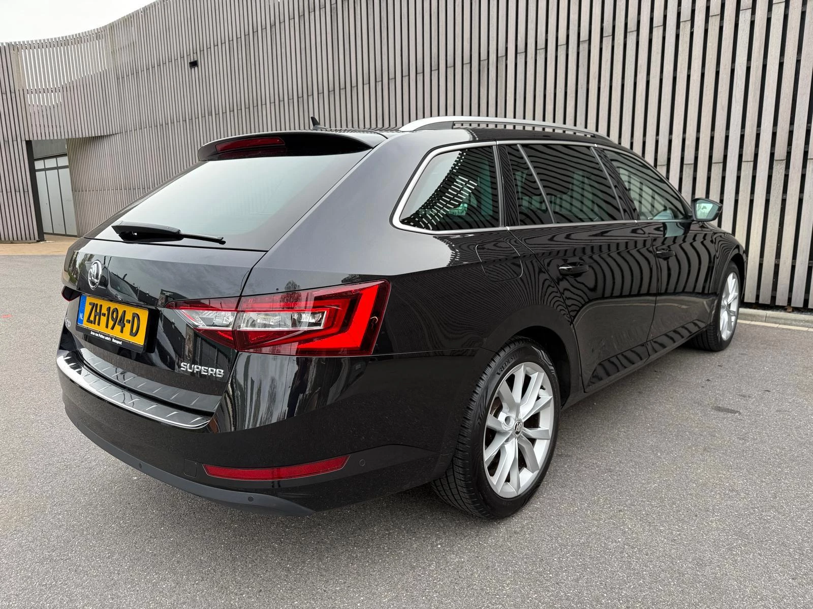 Hoofdafbeelding Škoda Superb