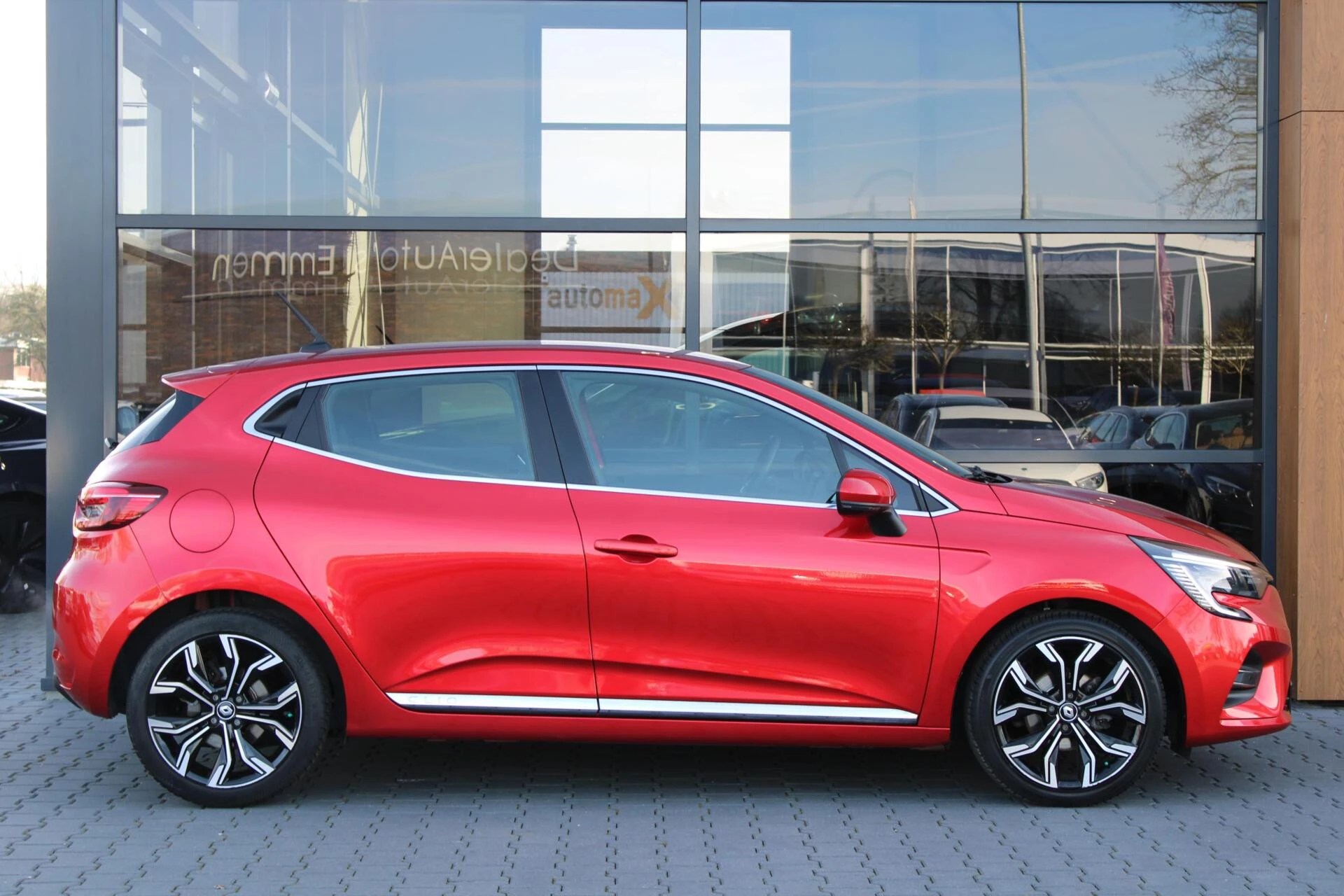 Hoofdafbeelding Renault Clio