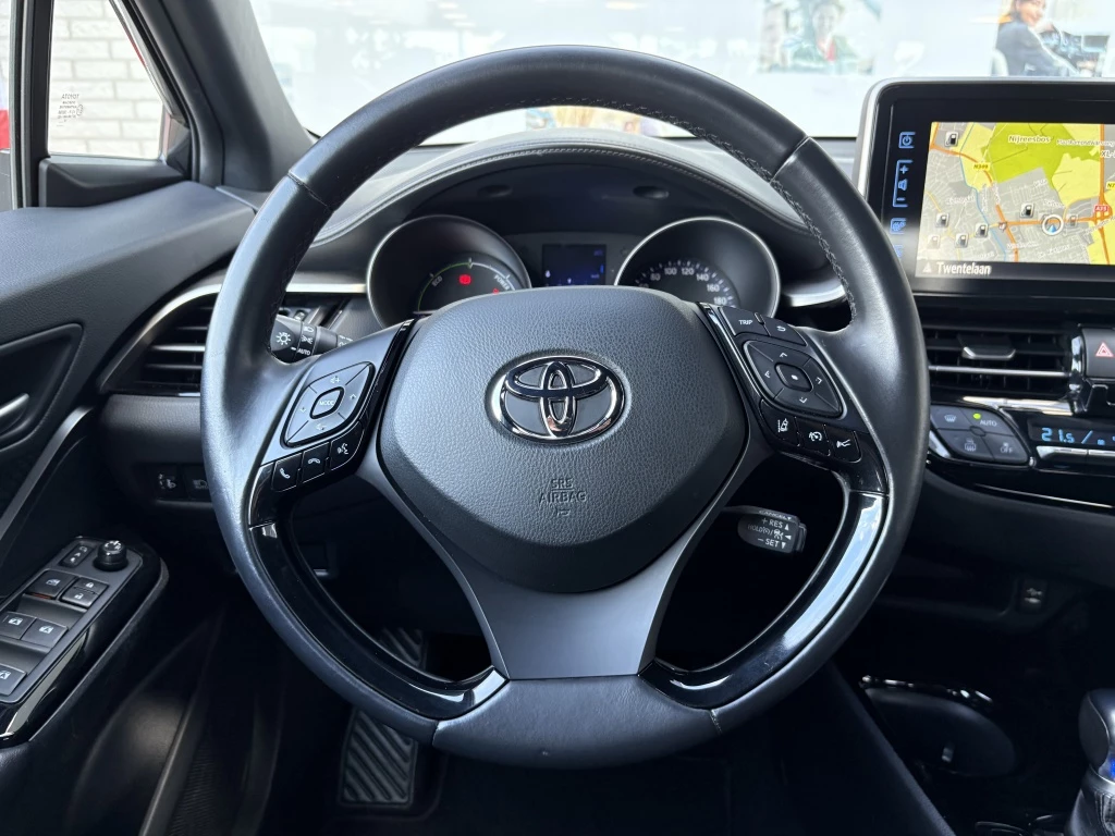 Hoofdafbeelding Toyota C-HR