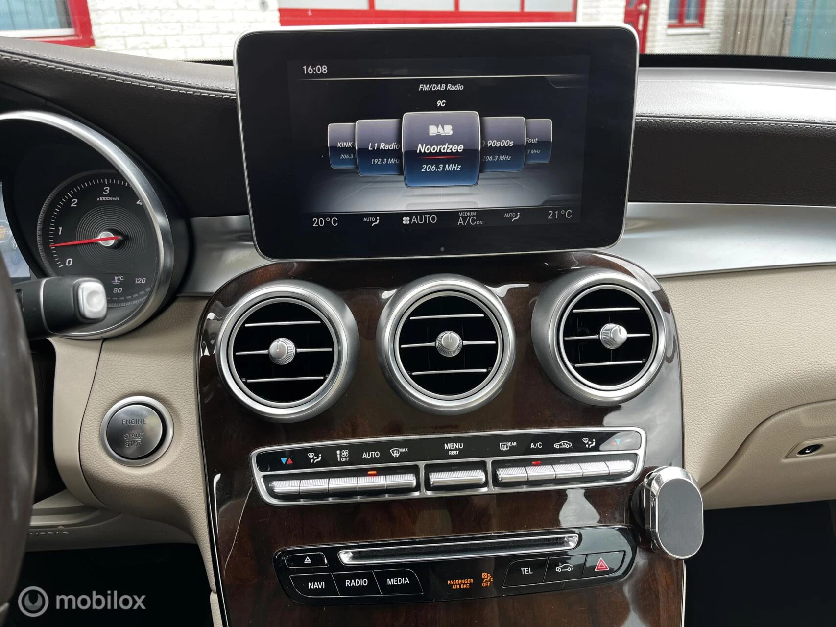 Hoofdafbeelding Mercedes-Benz GLC
