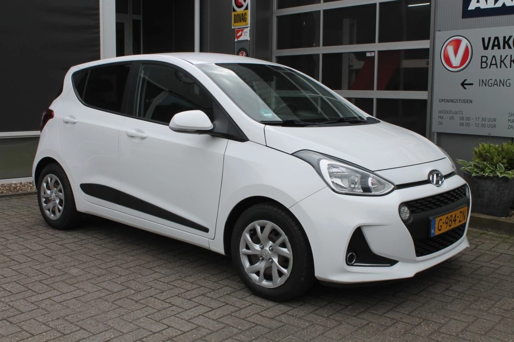 Hoofdafbeelding Hyundai i10