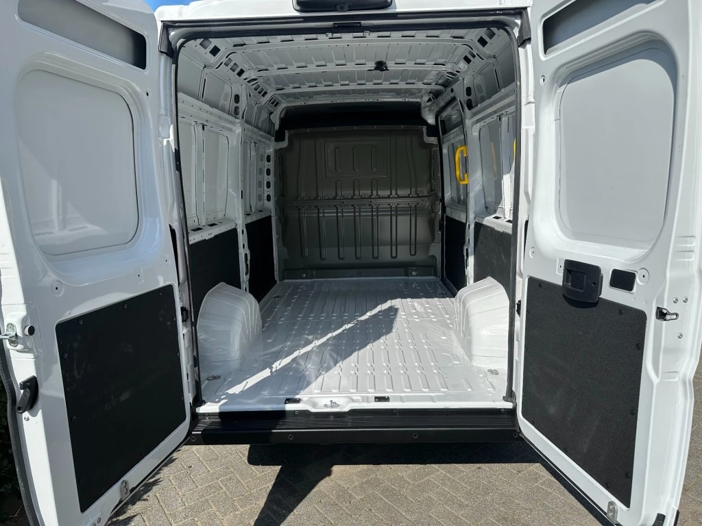 Hoofdafbeelding Opel Movano
