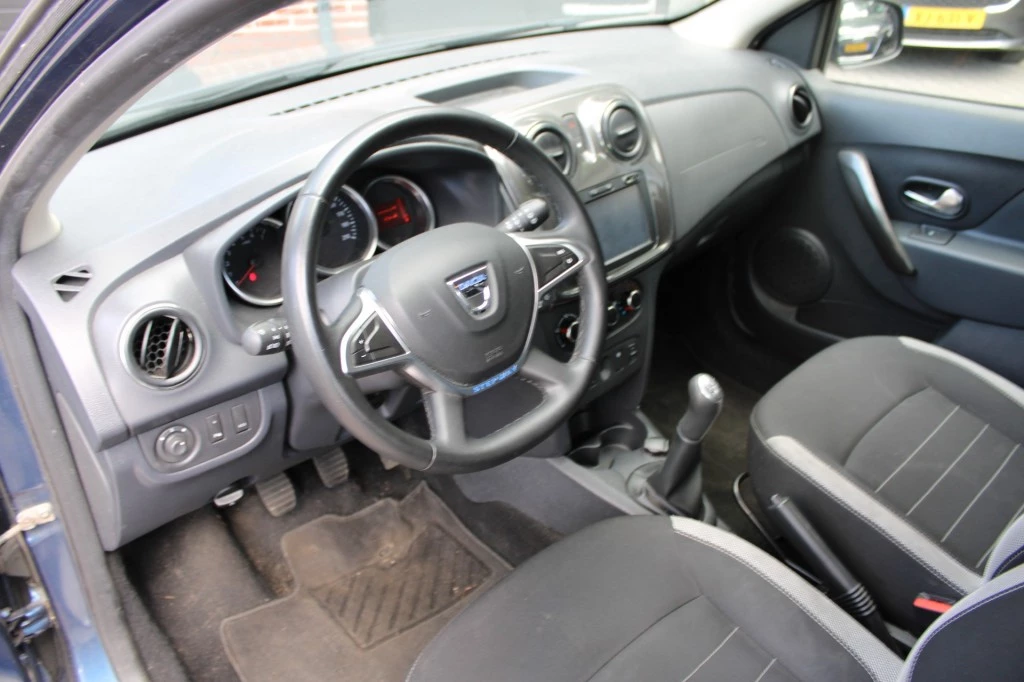 Hoofdafbeelding Dacia Logan