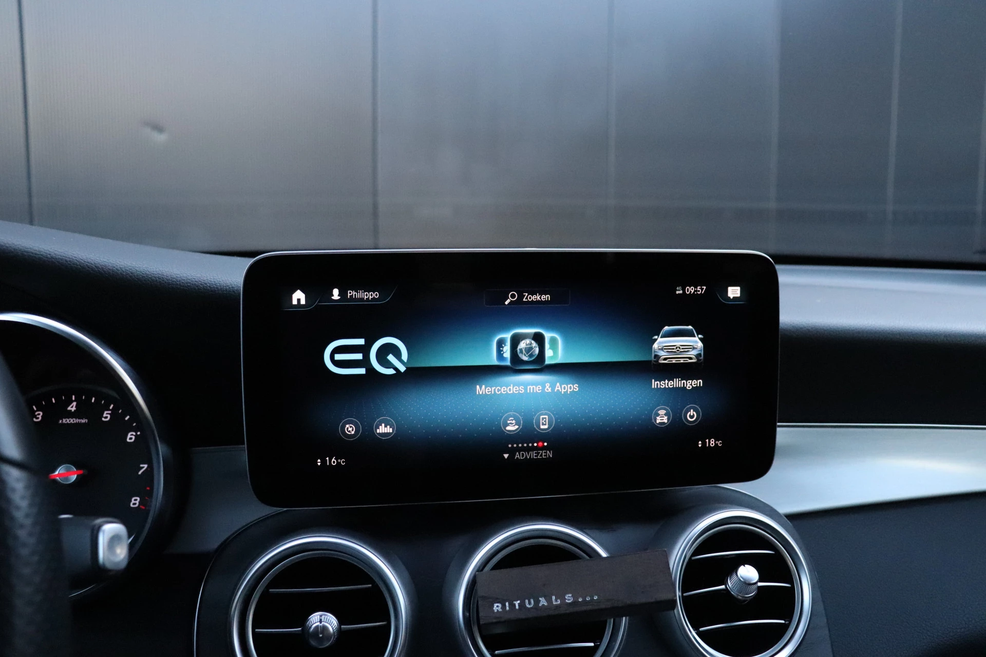 Hoofdafbeelding Mercedes-Benz GLC