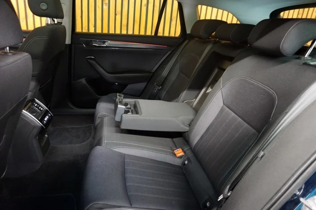 Hoofdafbeelding Škoda Superb