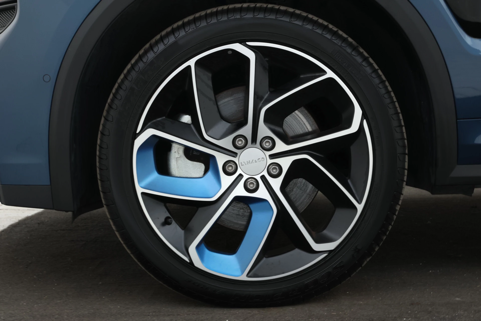 Hoofdafbeelding Lynk & Co 01