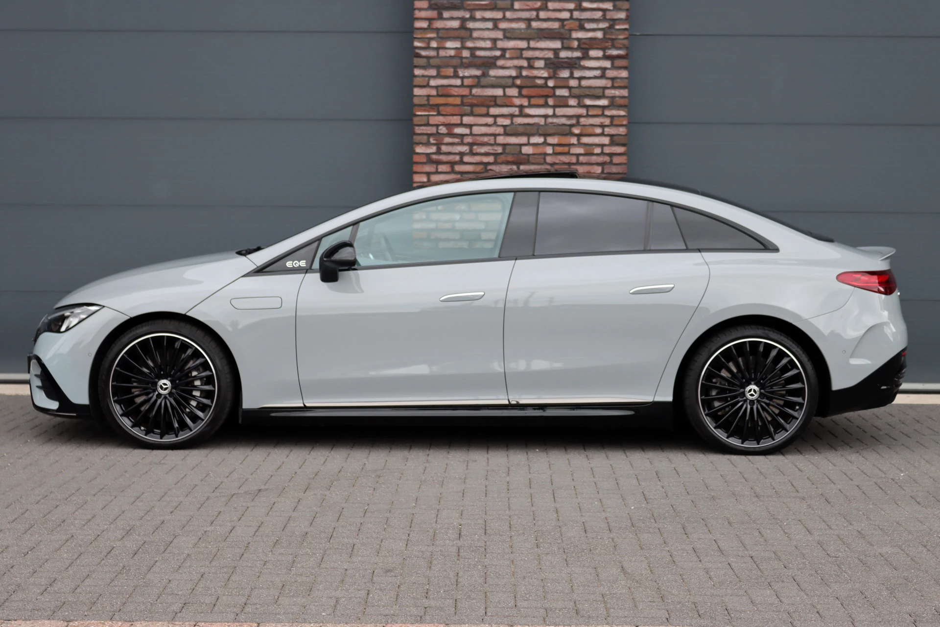 Hoofdafbeelding Mercedes-Benz EQE