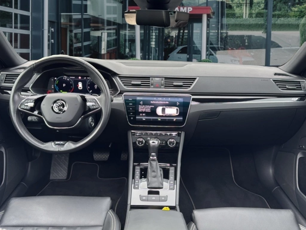 Hoofdafbeelding Škoda Superb