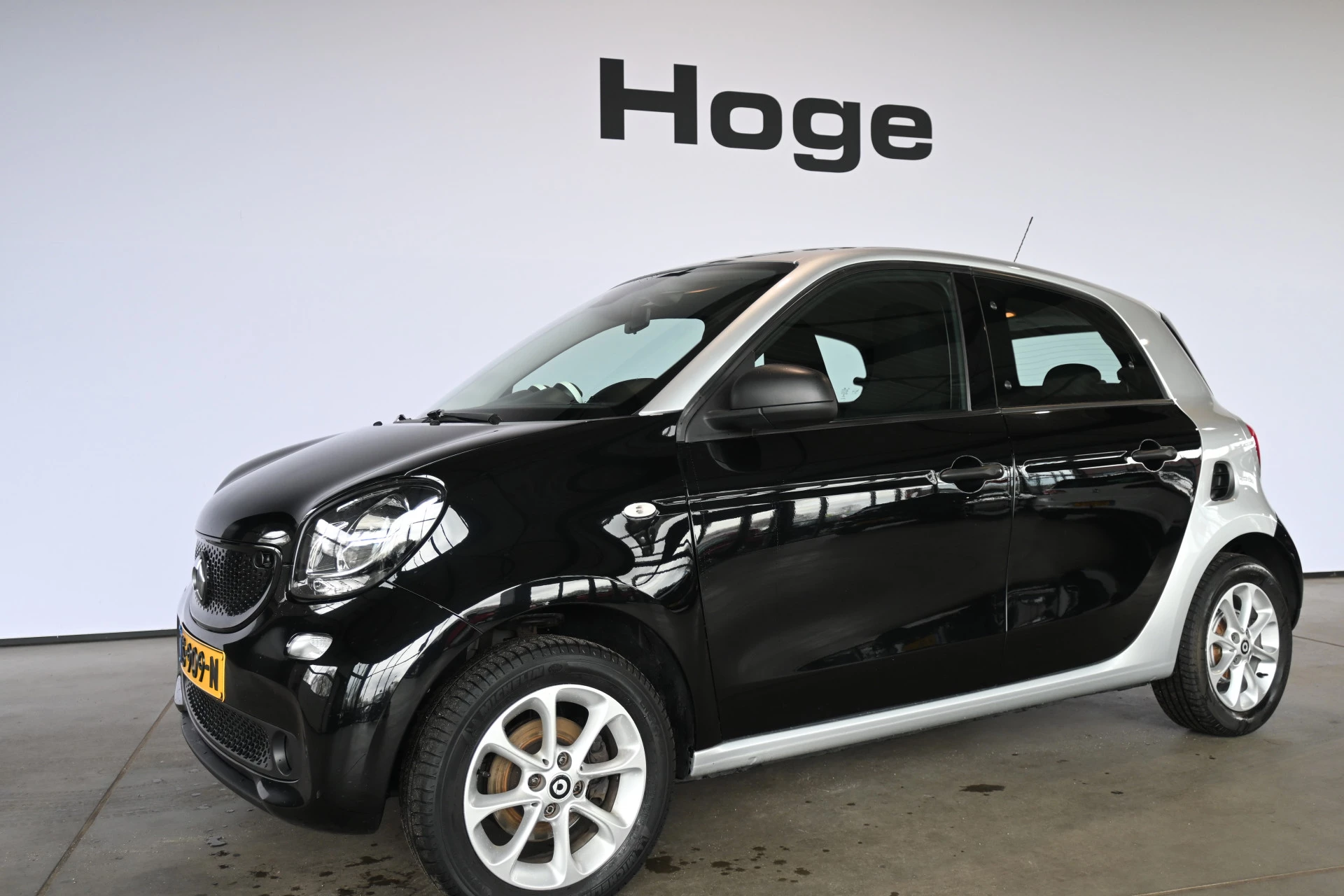 Hoofdafbeelding Smart Forfour