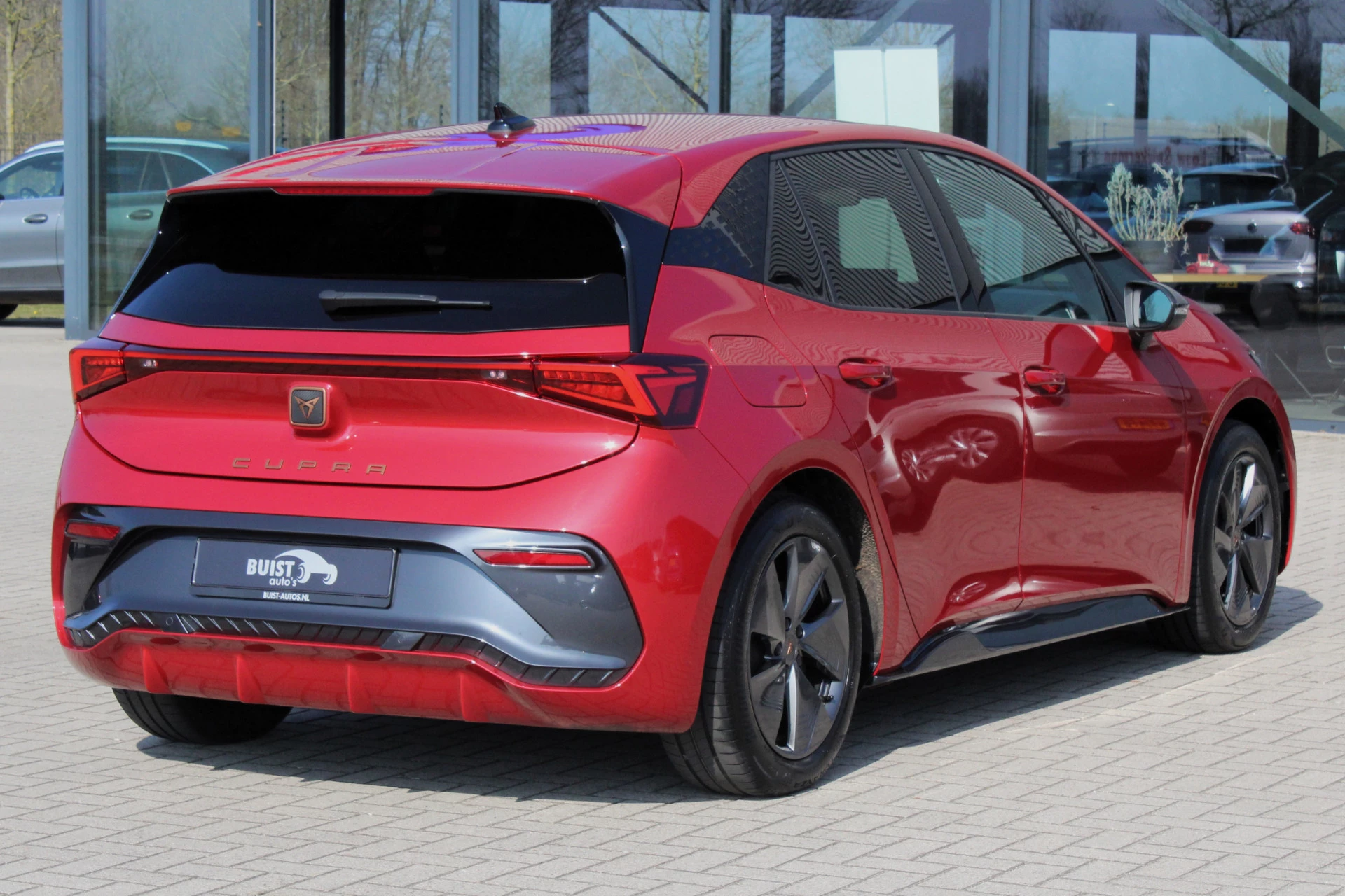 Hoofdafbeelding CUPRA Born