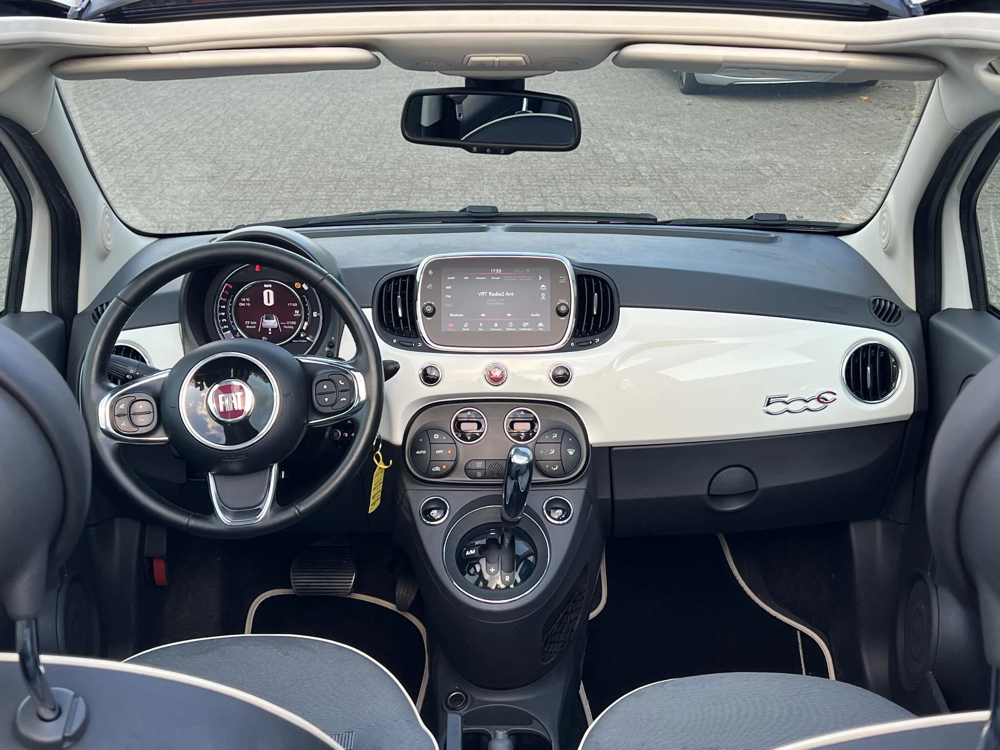 Hoofdafbeelding Fiat 500C