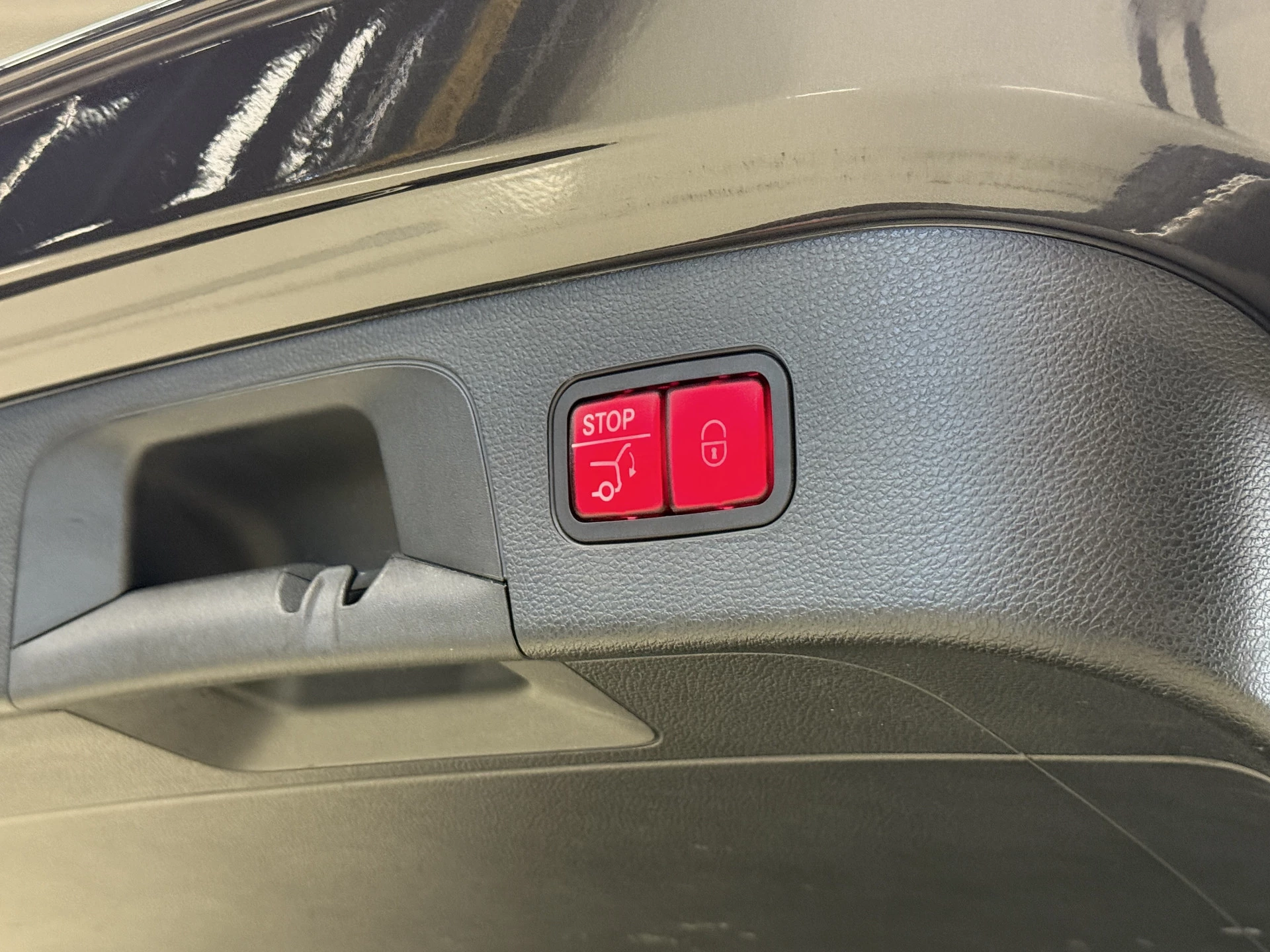 Hoofdafbeelding Mercedes-Benz EQC